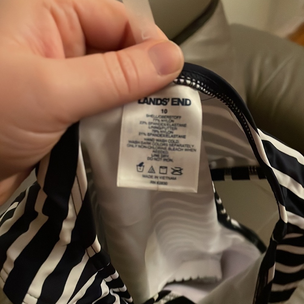 10 Lands End Tankini Swim Top A06 6520 - Picture 3 of 4